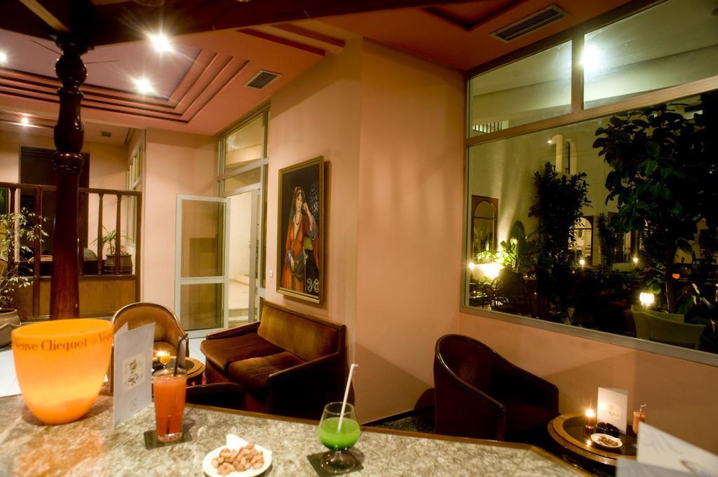 Hotel Suisse Casablanca Exterior foto